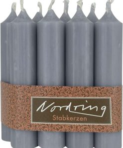 Nordring 8 Stück rustikale Stabkerzen 2,2 x 11 cm hoch hellgrau unparfümiert